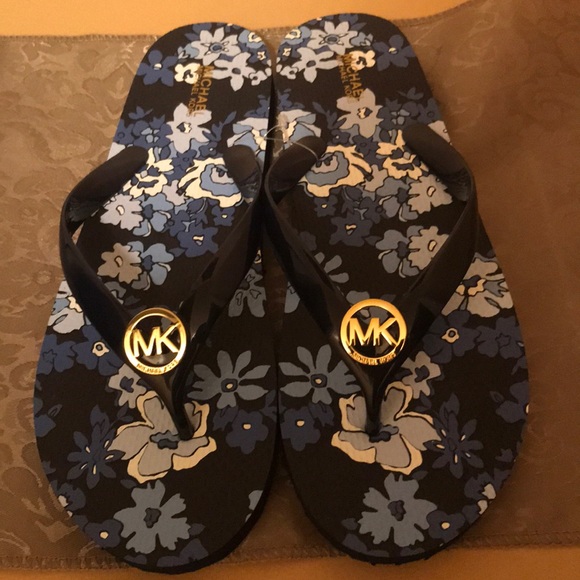 women's mk flip flops